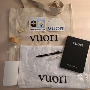 Vuori Tote Bag and Accessories Set